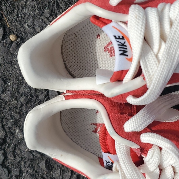 Nike Air Force 1 Suede Sneakers in University Red. Men's Size 8 - Picture 13 of 16